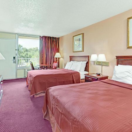 Howard Johnson By Wyndham Tropical Palms Kissimmee Εξωτερικό φωτογραφία
