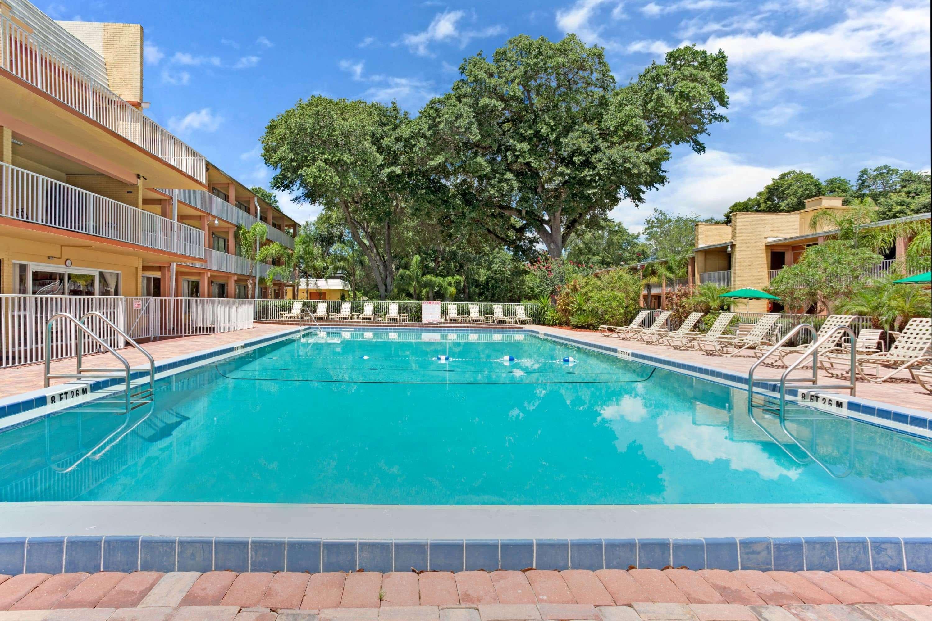 Howard Johnson By Wyndham Tropical Palms Kissimmee Εξωτερικό φωτογραφία
