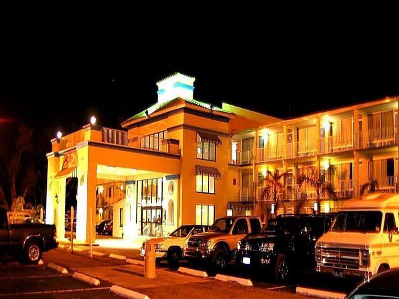 Howard Johnson By Wyndham Tropical Palms Kissimmee Εξωτερικό φωτογραφία