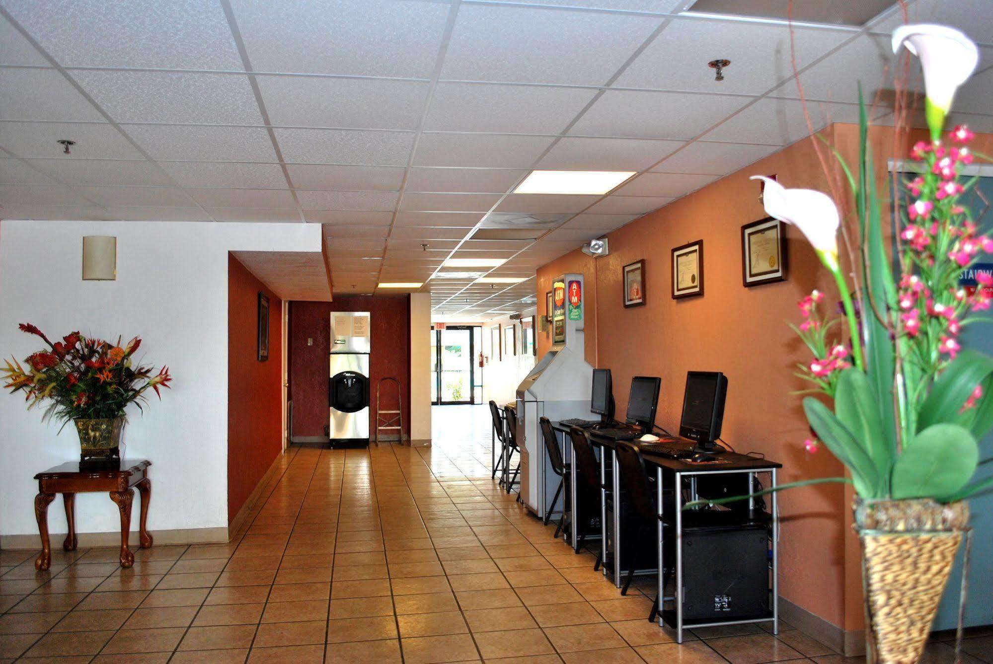 Howard Johnson By Wyndham Tropical Palms Kissimmee Εξωτερικό φωτογραφία